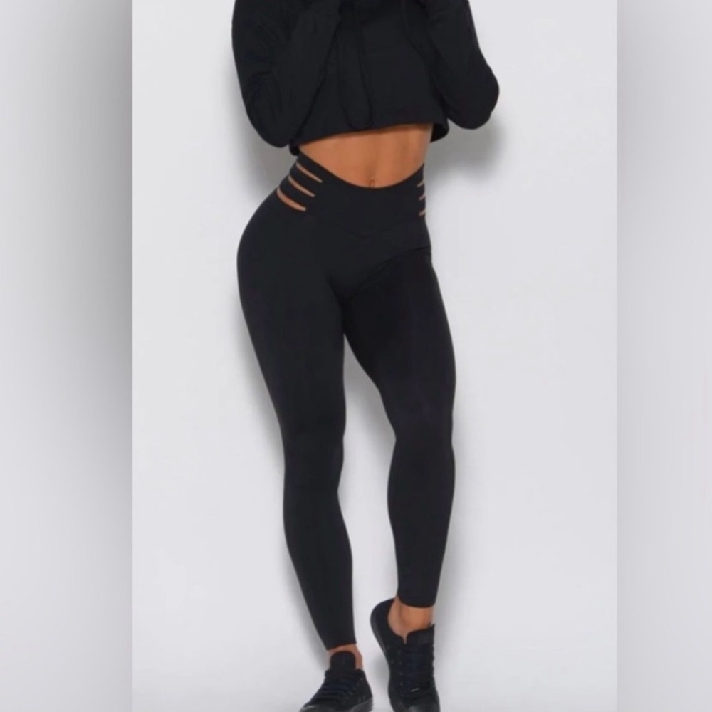 Bombshell leggings. Small